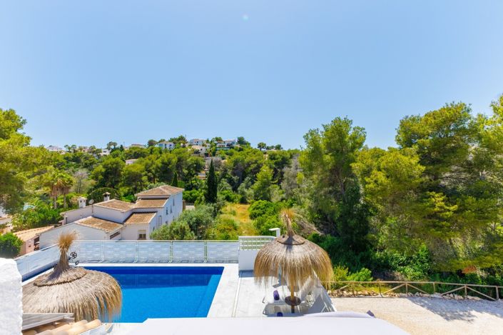 Image No.42-4 Bed Villa for sale