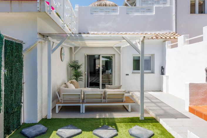 Image No.48-4 Bed Villa for sale