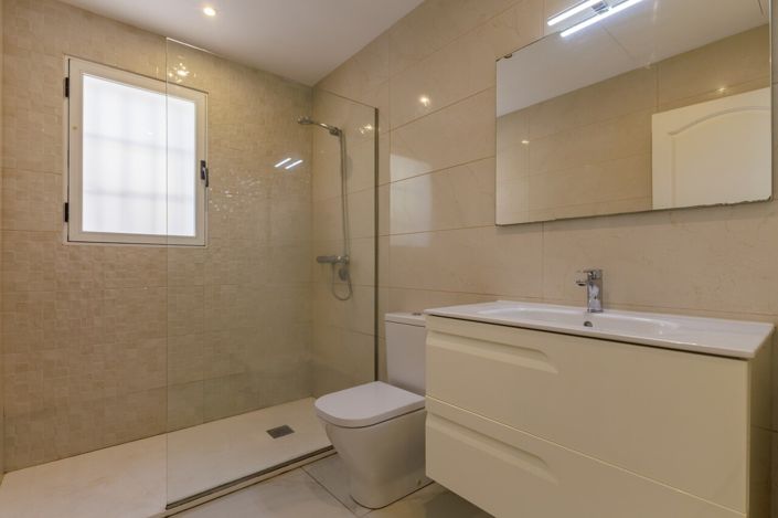 Image No.26-3 Bed Villa for sale