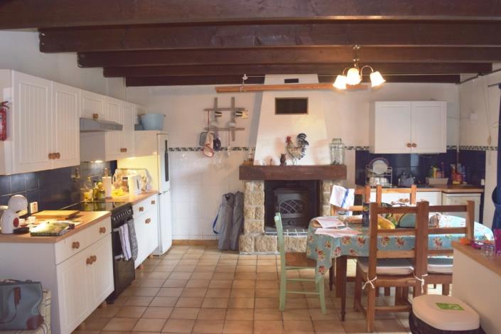 Image No.4-2 Bed House for sale