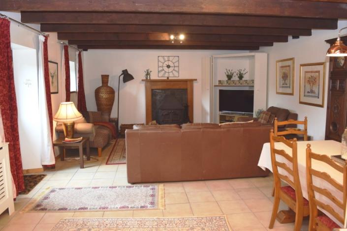Image No.6-2 Bed House for sale