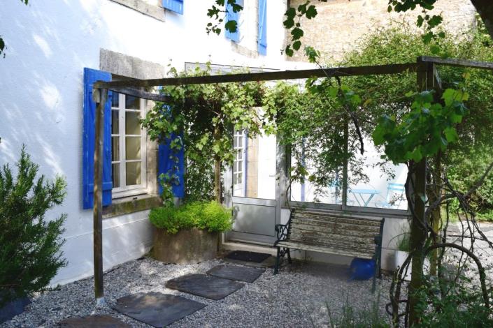 Image No.3-5 Bed House for sale
