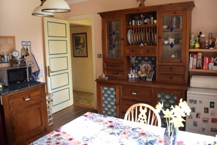 Image No.11-3 Bed House for sale
