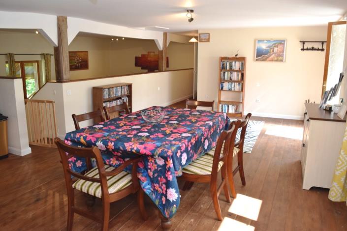 Image No.22-8 Bed House for sale