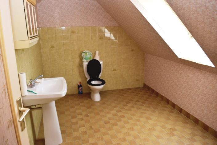Image No.19-4 Bed House for sale