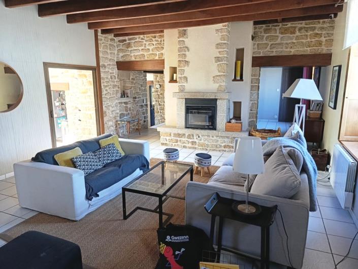 Image No.6-7 Bed House for sale