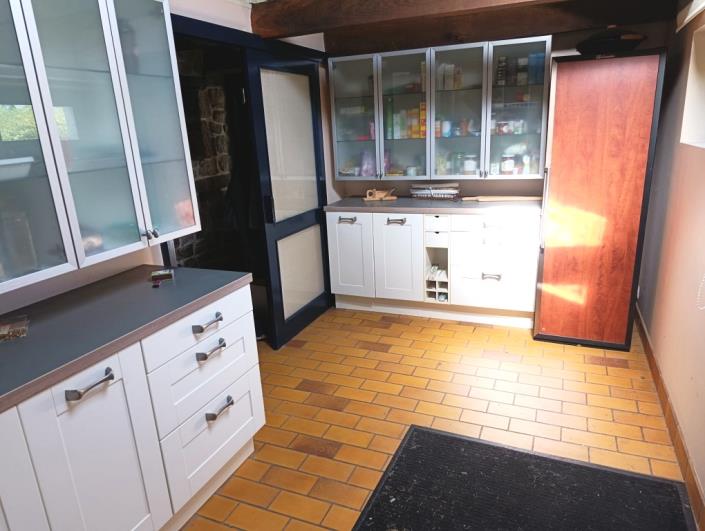 Image No.14-7 Bed House for sale