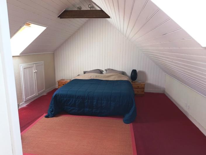 Image No.22-7 Bed House for sale