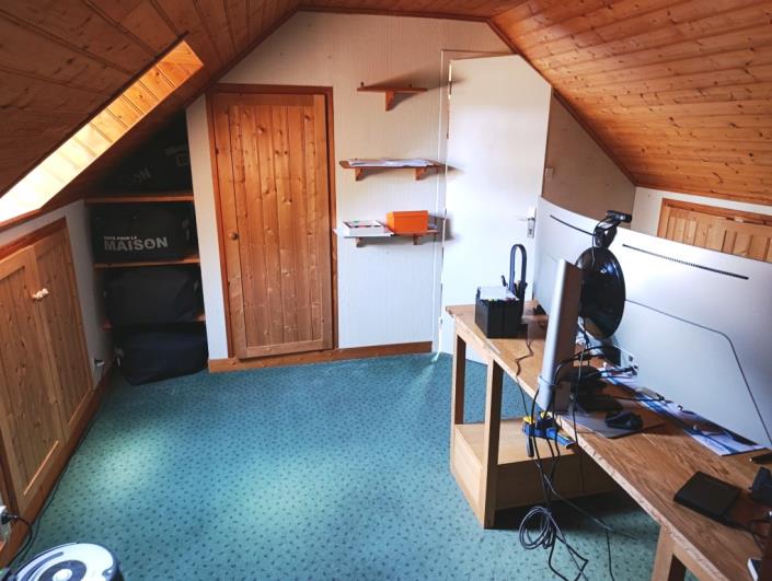 Image No.24-7 Bed House for sale