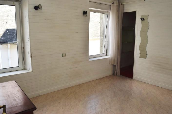Image No.11-3 Bed House for sale