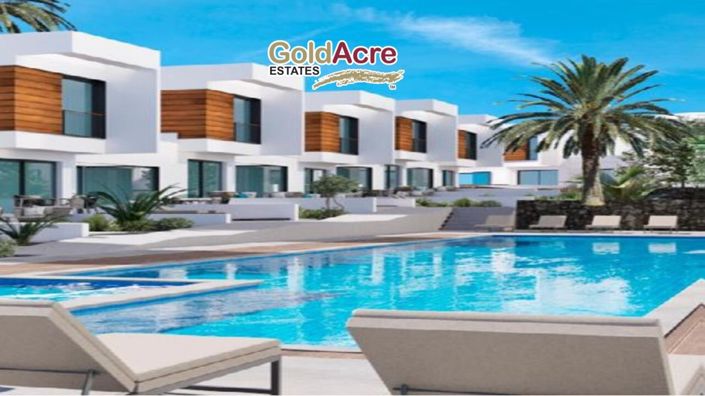 Image No.16-2 Bed Villa for sale