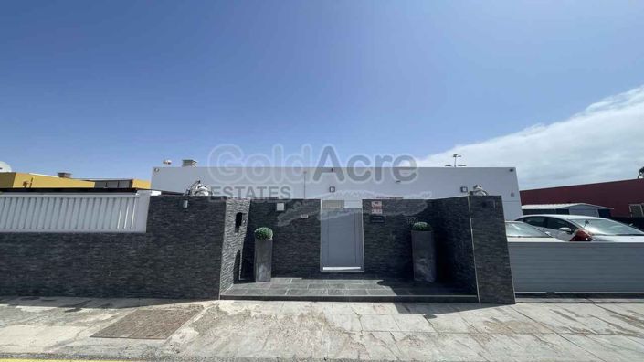Image No.10-3 Bed Villa for sale