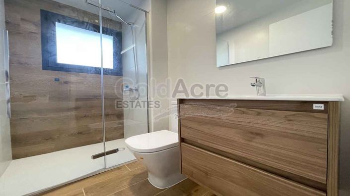 Image No.22-2 Bed Apartment for sale
