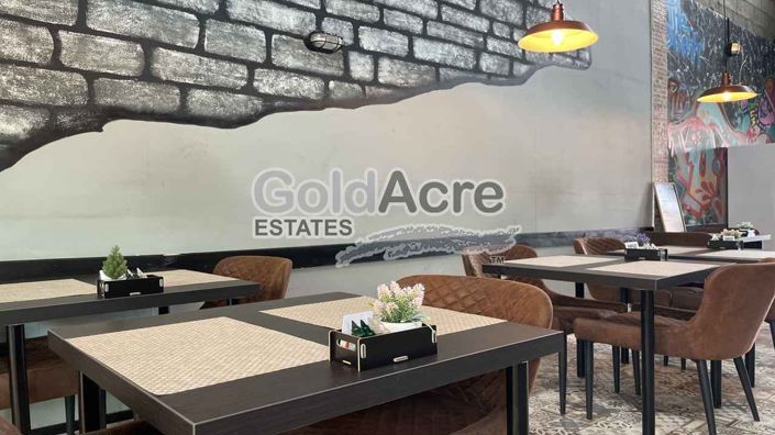 Image No.21-Comercial en venta