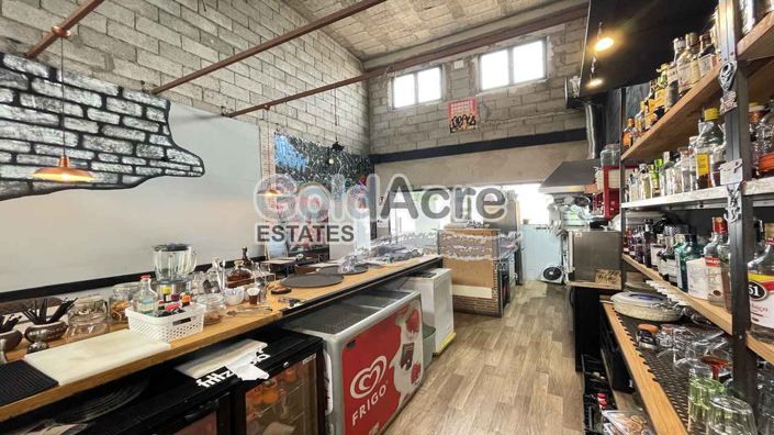 Image No.6-Comercial en venta