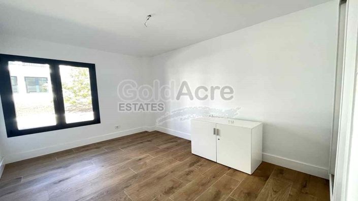 Image No.19-3 Bed Apartment for sale