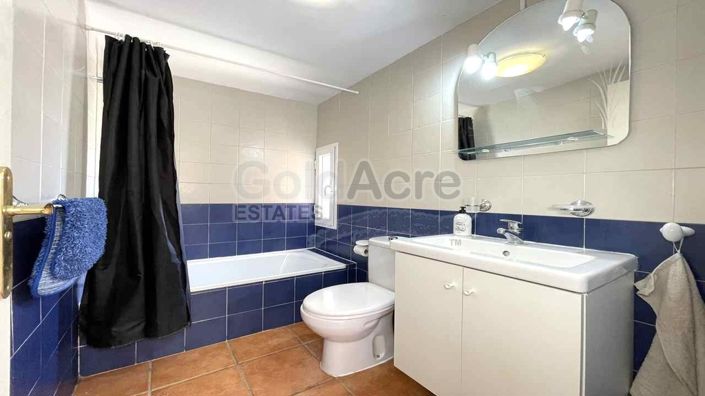 Image No.28-2 Bed Apartment for sale