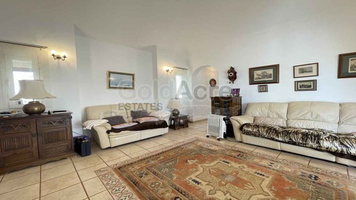 Image No.17-2 Bed Villa for sale