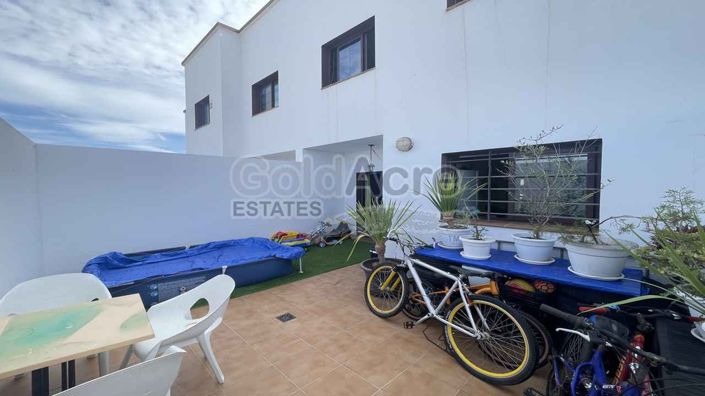 Image No.25-3 Bed House for sale