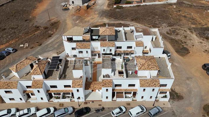 Image No.42-3 Bed House for sale