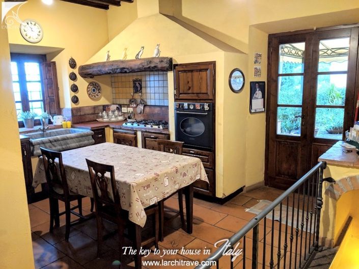 Image No.8-2 Bed House for sale