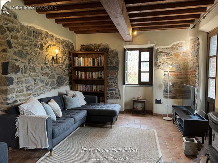 Image No.2-2 Bed House for sale