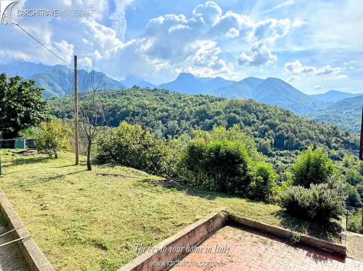 Image No.17-2 Bed House for sale