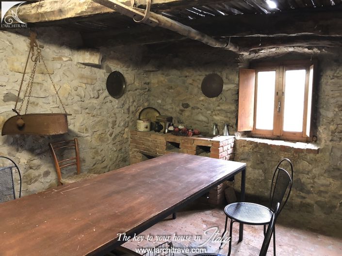 Image No.12-Maison de 8 chambres à vendre à Pontremoli