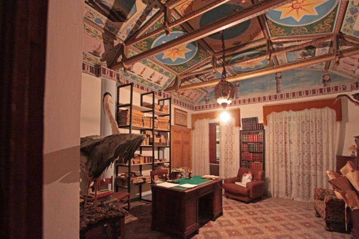 Image No.10-15 Bed House for sale
