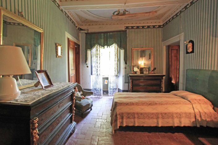 Image No.15-15 Bed House for sale