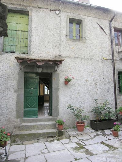 Image No.3-4 Bed House for sale