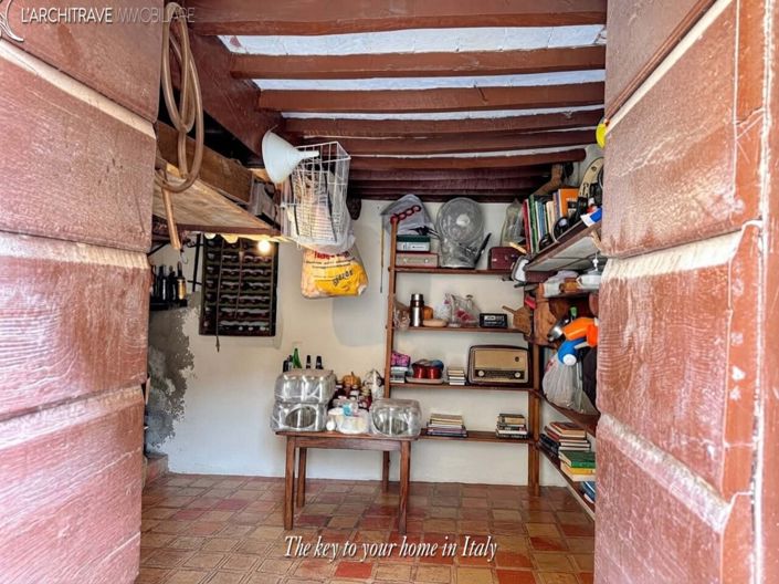 Image No.24-3 Bed House for sale
