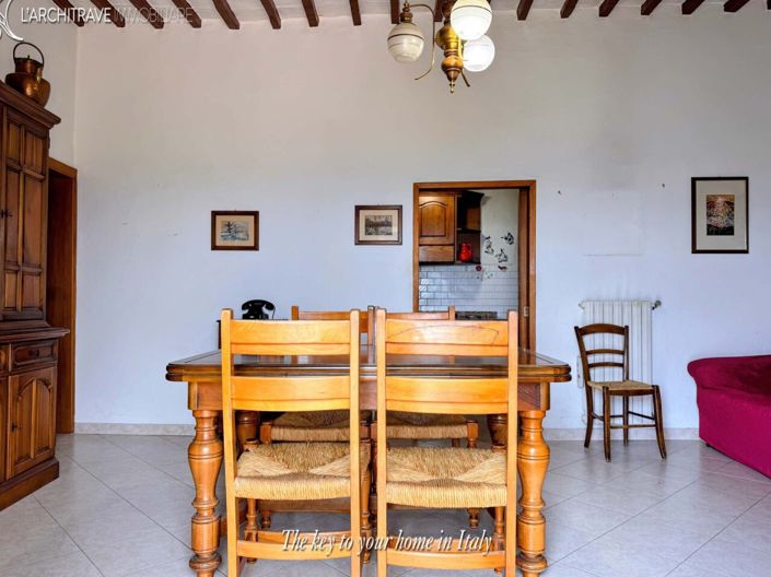 Image No.6-3 Bed House for sale