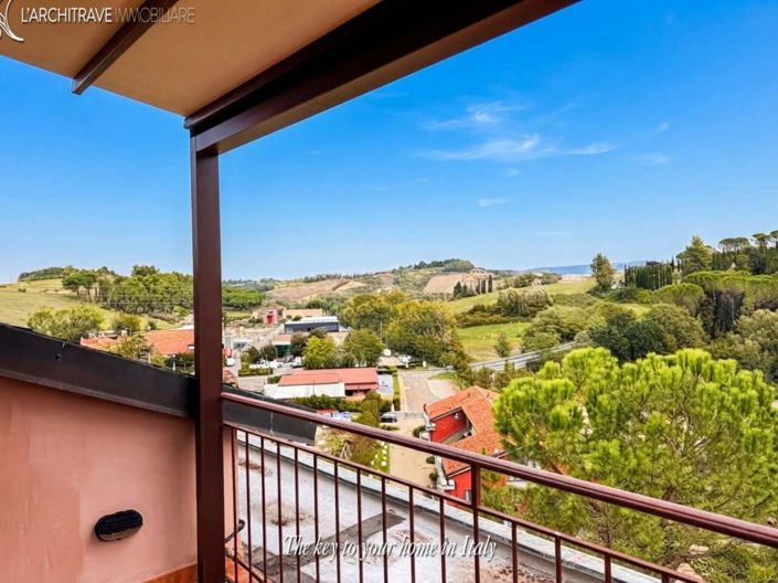 Image No.6-2 Bed House for sale