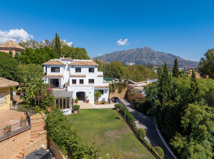 Image No.2-7 Bed Villa for sale