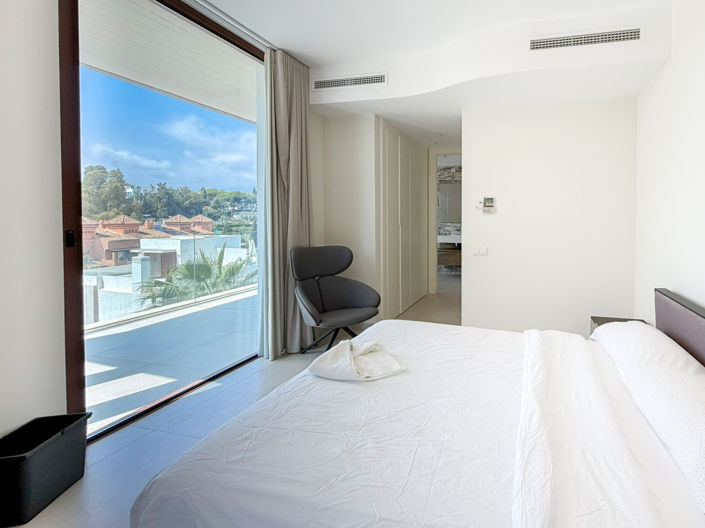 Image No.7-4 Bed Villa for sale