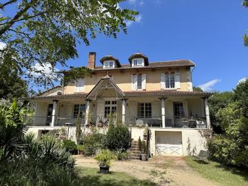 1 - Montguyon, House
