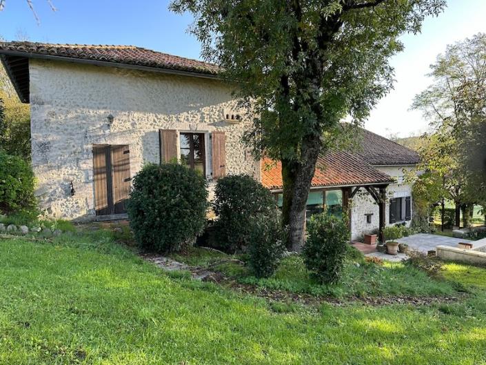 Image No.17-5 Bed Country House for sale