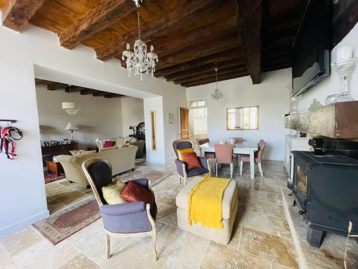Image No.3-4 Bed House for sale
