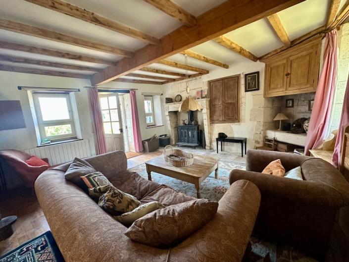 Image No.2-3 Bed Country House for sale