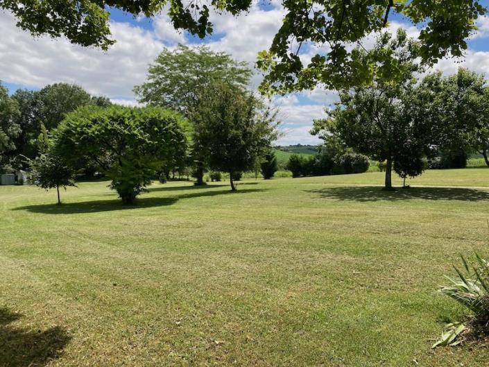 Image No.8-5 Bed Country House for sale