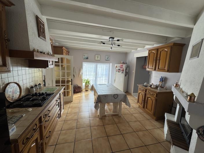 Image No.4-4 Bed House for sale