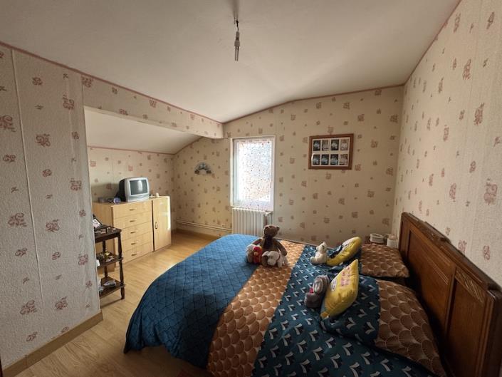 Image No.6-4 Bed House for sale