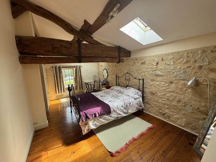 Image No.7-Propriété de pays de 8 chambres à vendre à Chalais