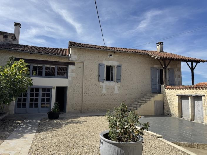 Image No.5-4 Bed Country House for sale