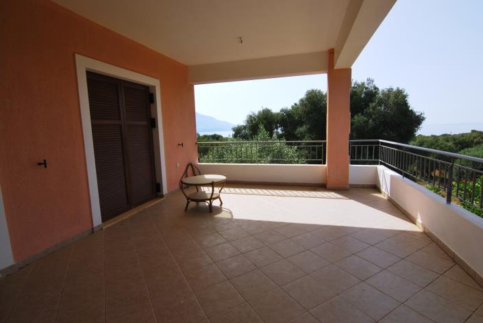 Image No.6-6 Bed Property for sale
