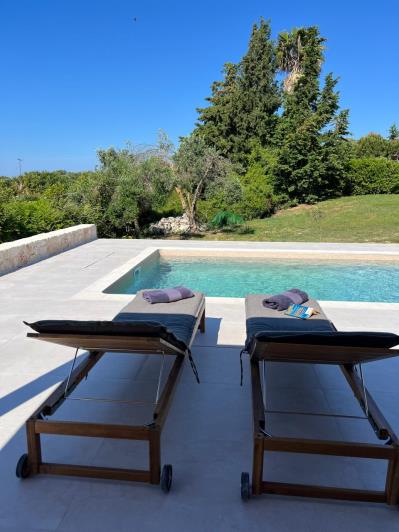 Image No.2-1 Bed Villa for sale