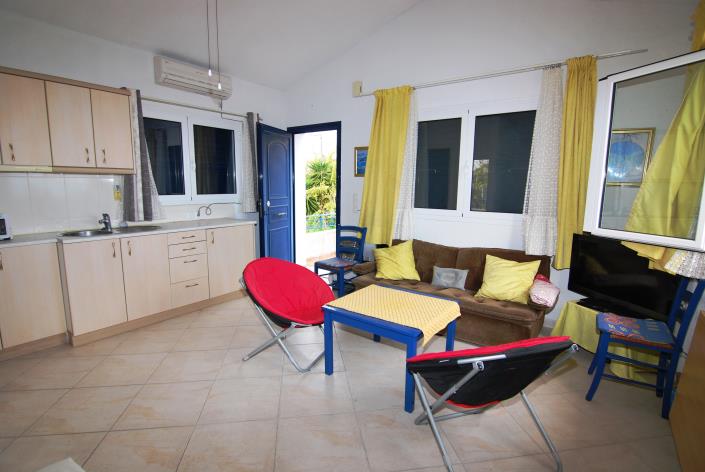 Image No.13-2 Bed House for sale