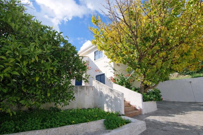 Image No.3-2 Bed House for sale