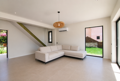 Villa_with_pool_for_sale_in_Lourdata_Kefalonia--3-